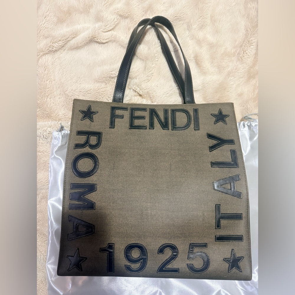Fendi Roma Tote bag
